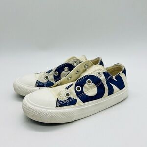 CONVERSE SNEAKERS WHITE WITHCONVERSE  IN LARGE BLUE LETTERS SIZE TODDLER 10